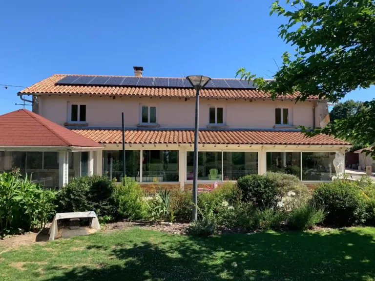 panneaux solaires photovoltaïques dans la Vienne